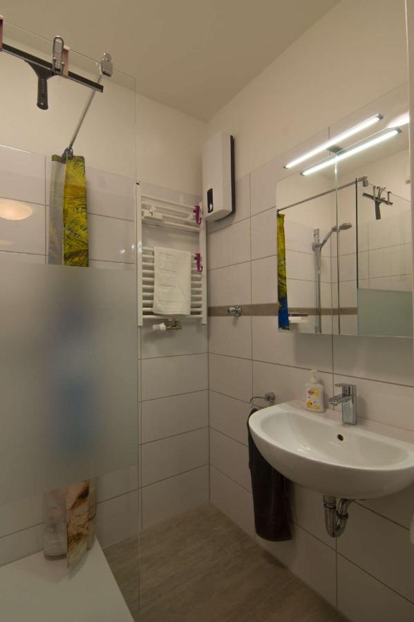 Ferienwohnung 'Zimmer Frei' Gelsenkirchen Ngoại thất bức ảnh